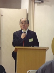 1.司会を務めた坂井先生(庶務部長).JPG