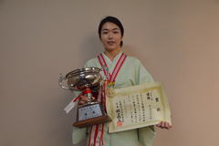 青年の部優勝：伊達佳内子さん（六郷岳精会）