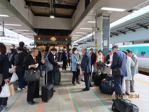 ①東京駅ホームにて(1).JPG