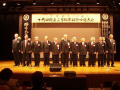 東京の、ど真ん中でキリッと楽しんでおります