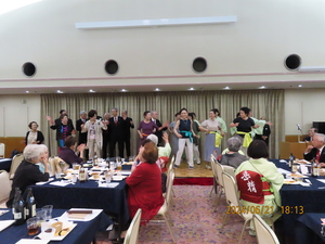 103.懇親会2.JPG